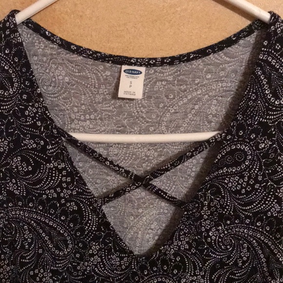 5/$25❗️NWOT Paisley print tank. size S - Picture 2 of 7